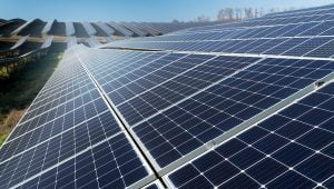 64,5 milijona evrov sredstev za solarno in vetrno energijo