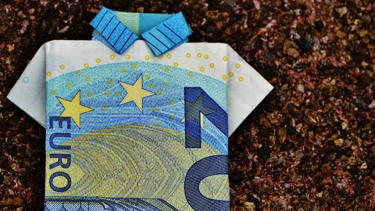 20 euro note folded origami