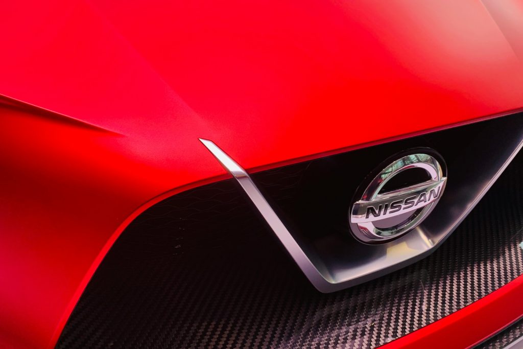 Nissan red car logo