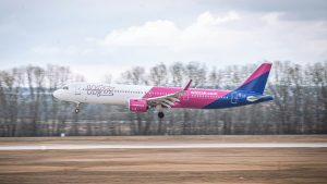Wizzair airplane