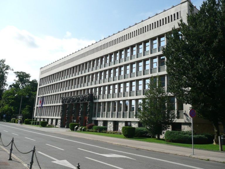 DZ