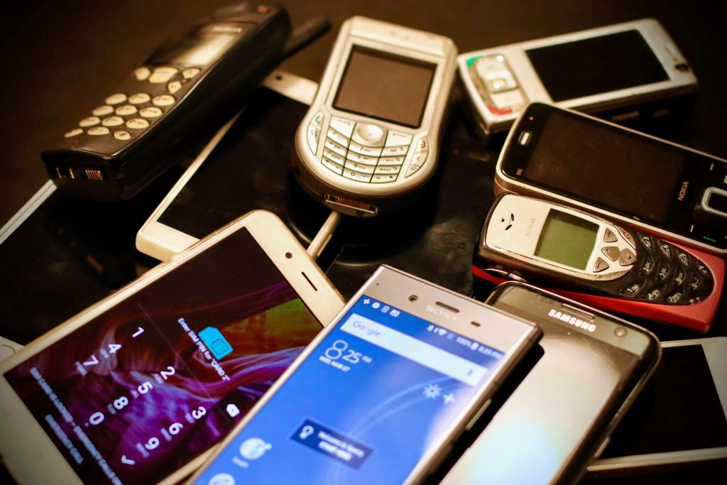 Telefoni