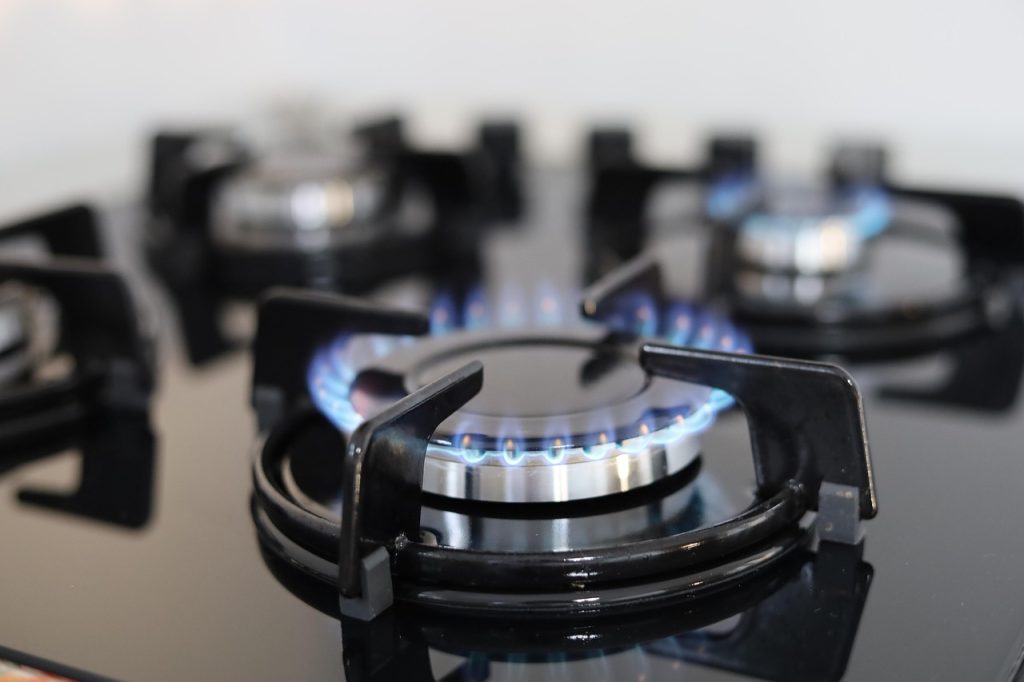 Gas stove
