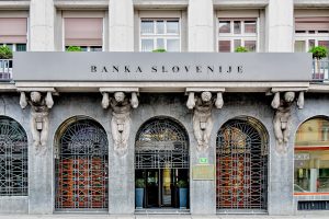 Slovenski bančni sistem ostaja stabilen kljub nižjemu dobičku
