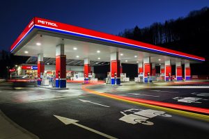 Petrol protestno zapira vsa prodajna mesta zunaj avtocest