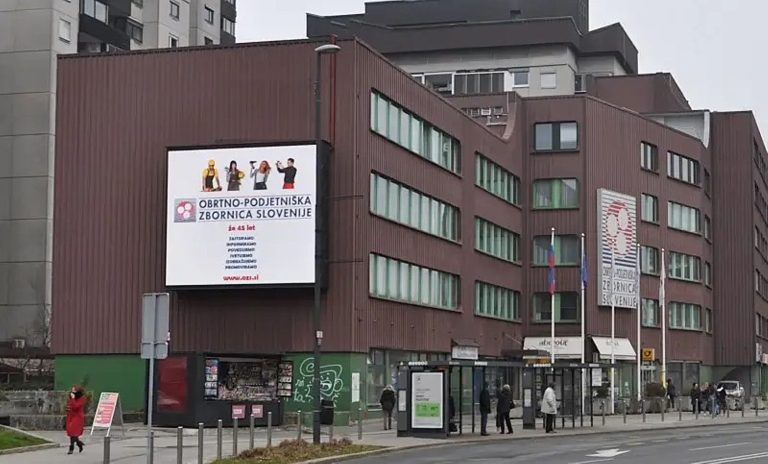 Obrtno-podjetniška zbornica Slovenije. OZS