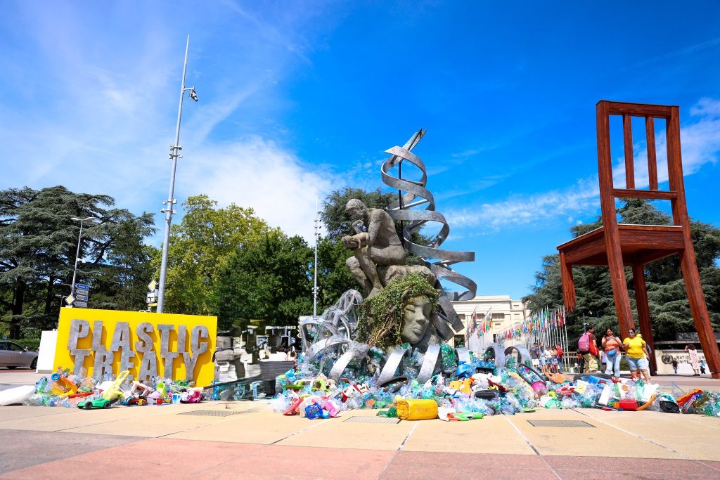 Plastika, ZN, Ženeva