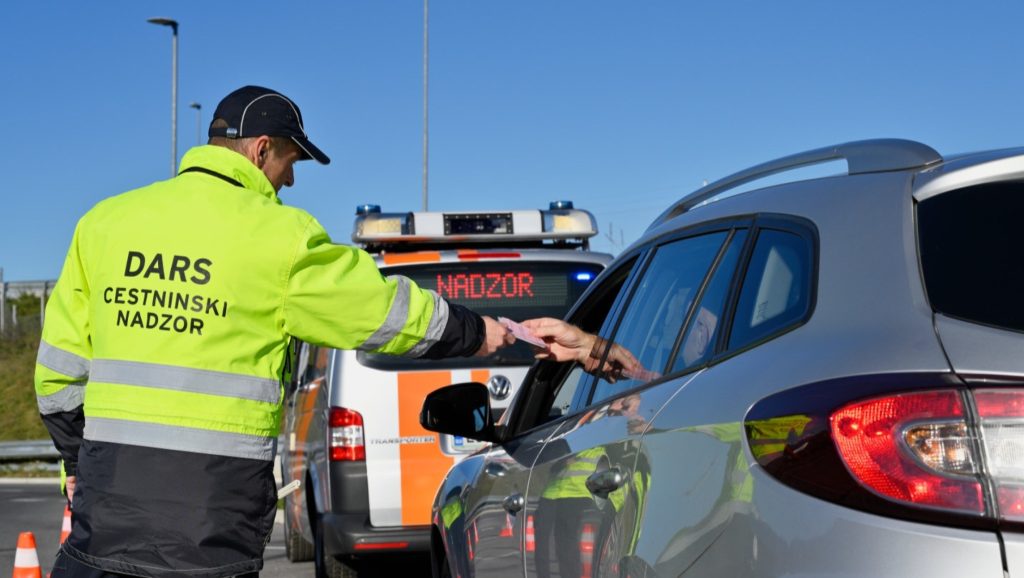 DARS, nadzor, vinjeta, avtoceste