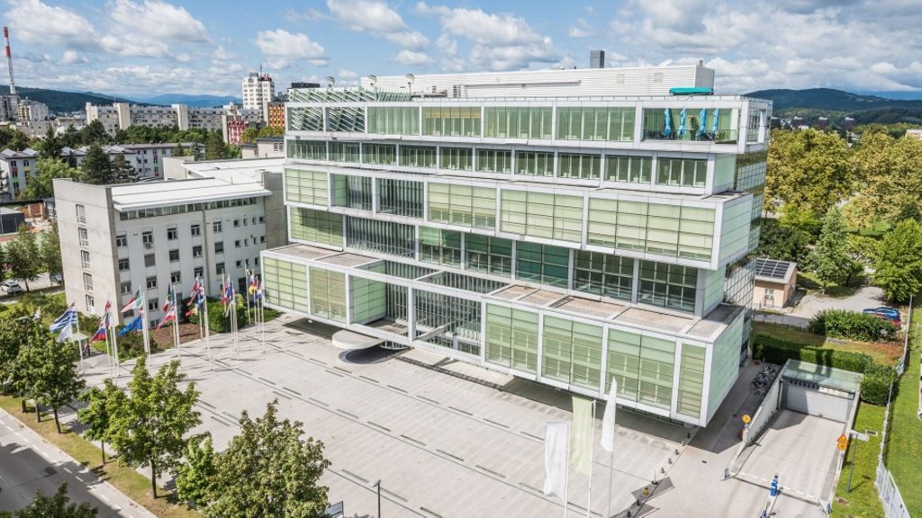 Gospodarska zbornica Slovenije (GZS)