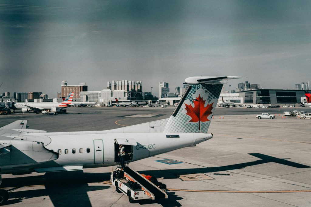 Air Canada, letalo, letališče