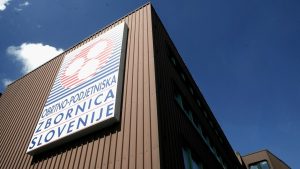 Večina obrtnikov in podjetnikov nasprotuje obvezni božičnici