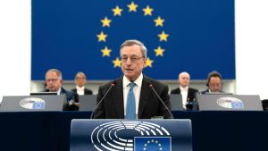 Draghi opozarja: Evropa ne sme več izgubljati časa