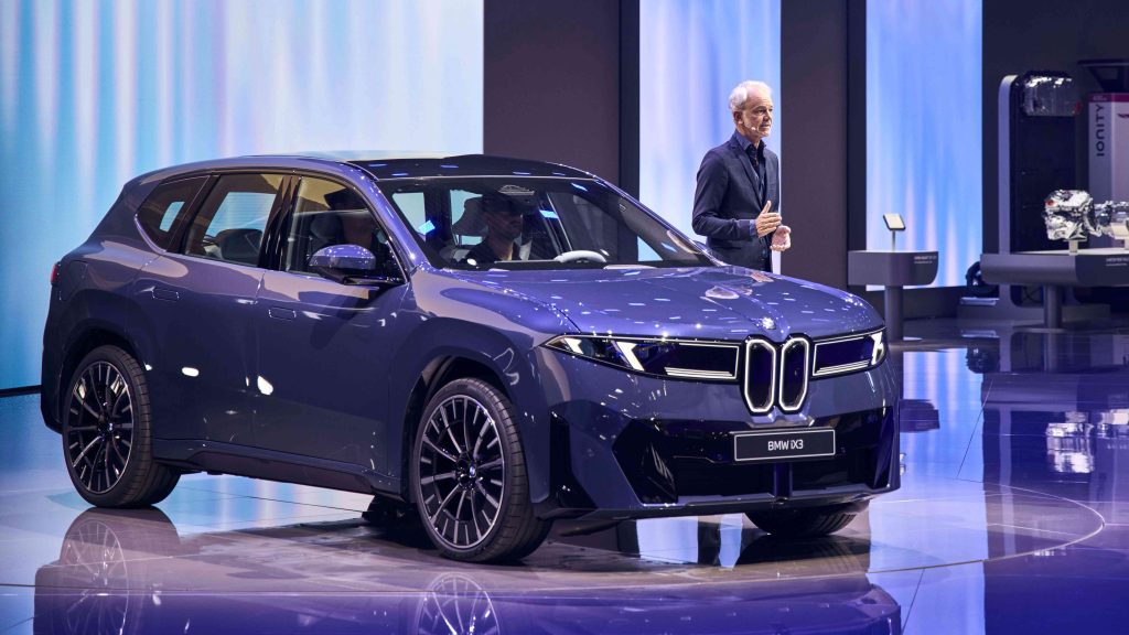 model iX3