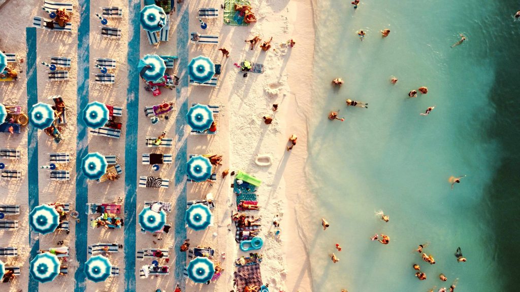 Hrvaška plaža, morje, obala, počitnice, dopust