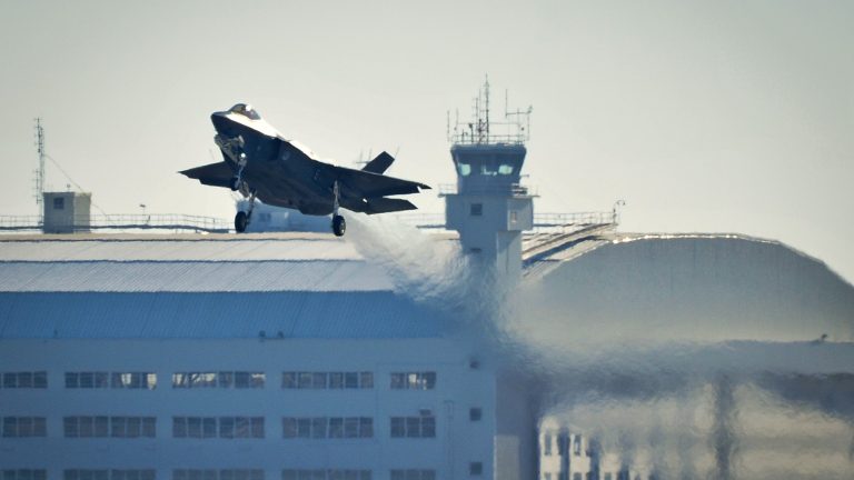 Lovec F-35A Lightning II