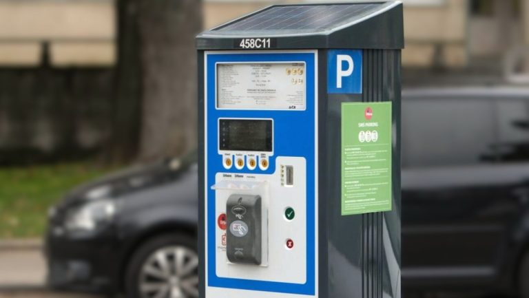 Parkirni avtomat, parkomat, Ljubljana, parkirišča, avtomobili