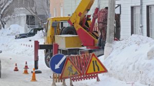 Delo, mraz, sneg, promet, pluženje