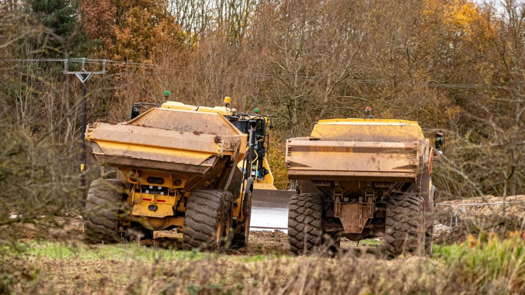 Gradnja, buldožer, tovornjak, odpadki