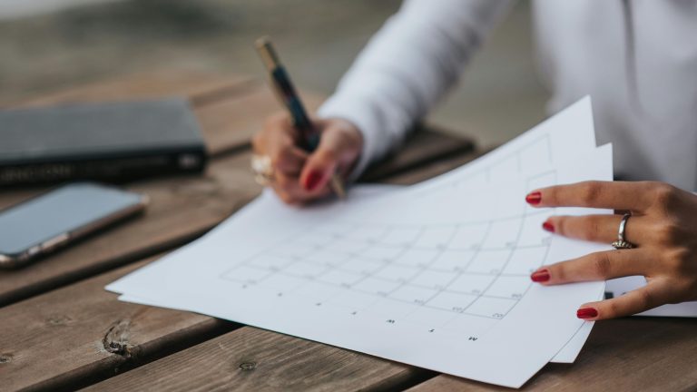 Koledar, podjetja, roki