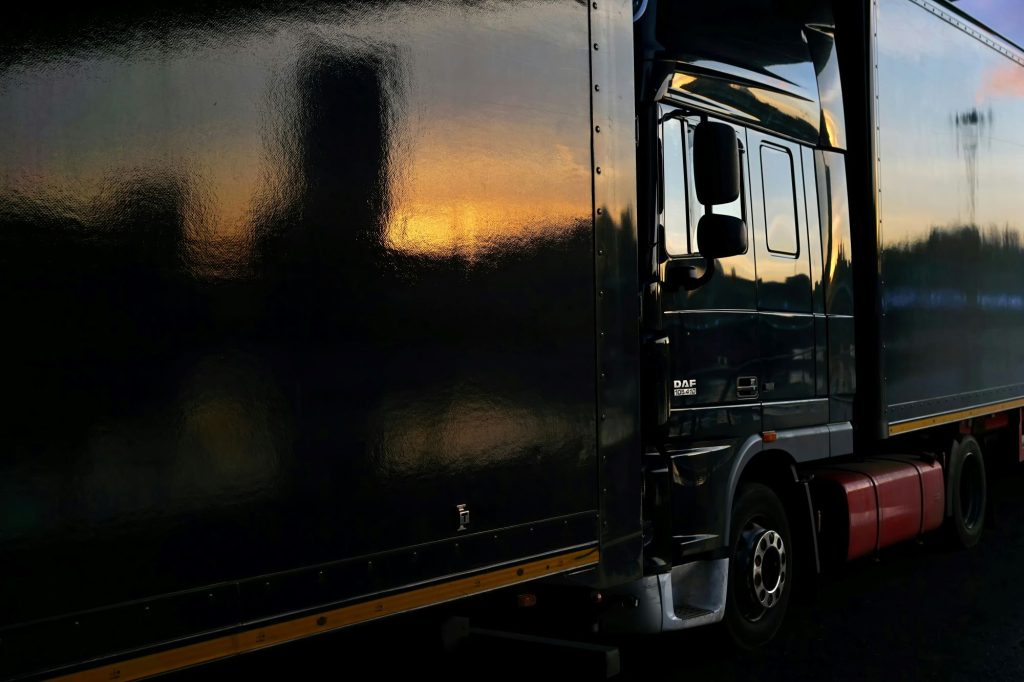 TOVORNJAKI, kamion, tovor, promet