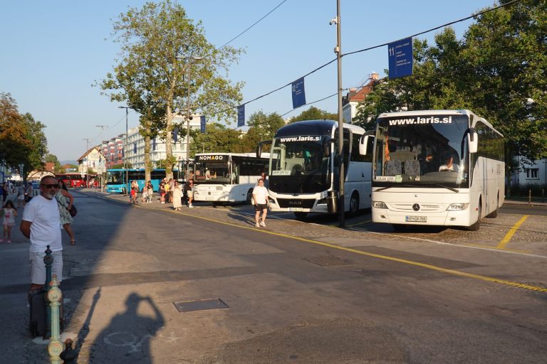 Avtobusna postaja Ljubljana s 784 tisoč evrov dobička dokončno prodana, sledi likvidacija
