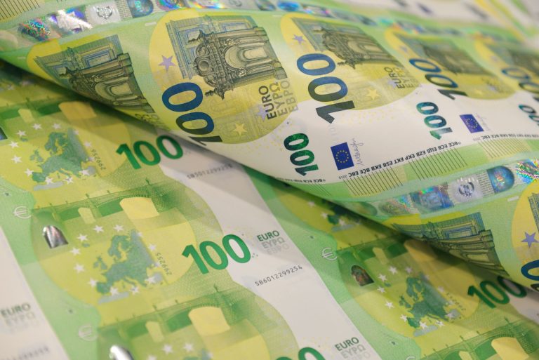 Euribor v vzponu, obrok spremenljivega stanovanjskega kredita se lahko zviša za 51 evrov