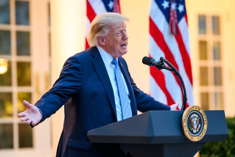 Trump podpisal zakon o novih carinah za trge, kamor Slovenija izvozi dve milijardi