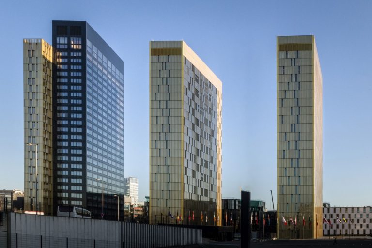 Prenos podatkov slovenskih podjetij v ZDA že tretjič pod vprašajem