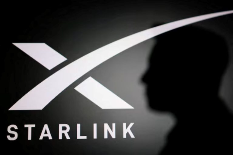 Muskov SpaceX z nakupom za osem milijard dolarjev zrušil telekome, evropske borze vseeno navzgor